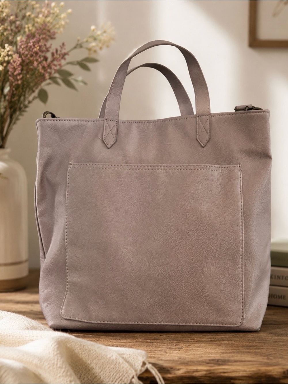 Leather Tote Handbag in Dusty Rose - Classic Women's Carryall. Thirty One Bag